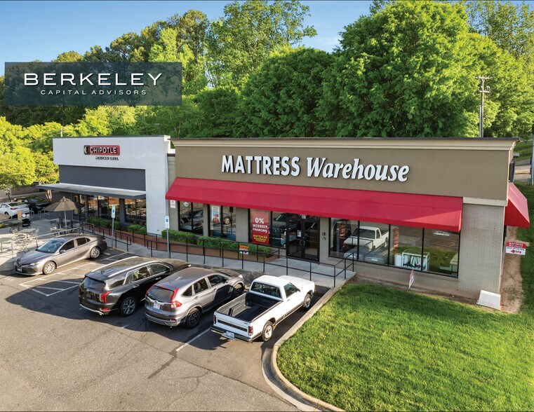 More Photos Of 2501 E Franklin Blvd, Gastonia Freestanding For Sale