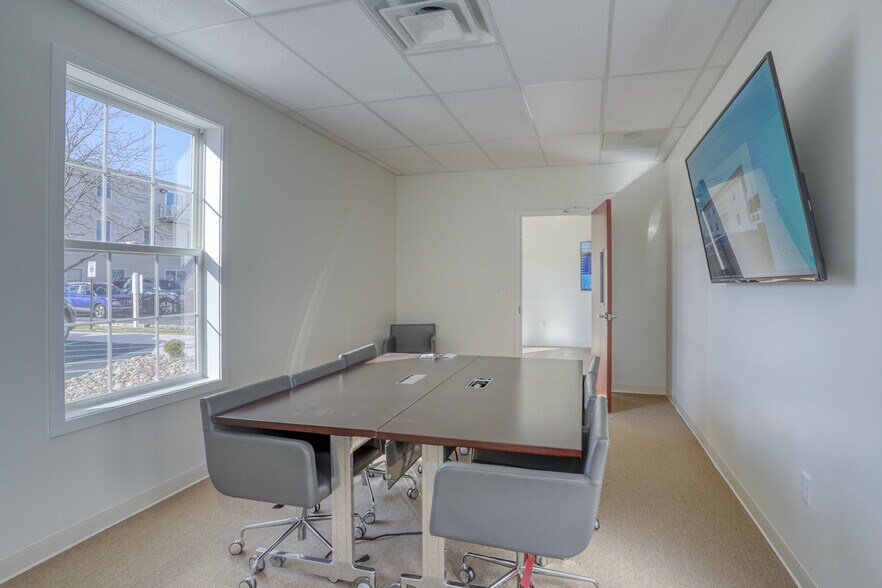 More Photos Of 4 E Laurel St, Georgetown Office For Lease