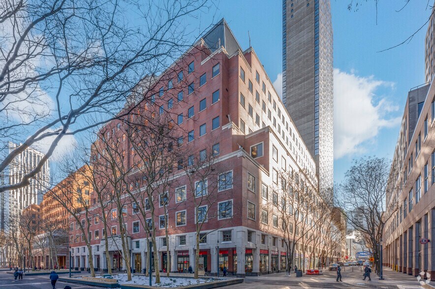 More Photos Of 100 Myrtle Ave, Brooklyn Office For Lease