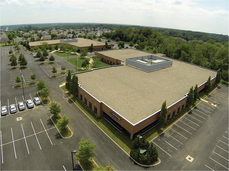 More Photos Of 999 County Line Rd W, Westerville Office For Lease