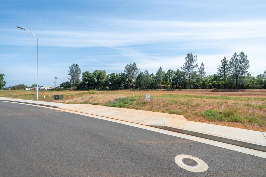 More Photos Of Rancho Industrial Park, Redding Land For Sale