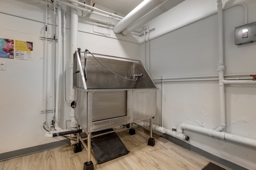 More Photos Of 1560 Sherman St, Denver Apartments For Sale