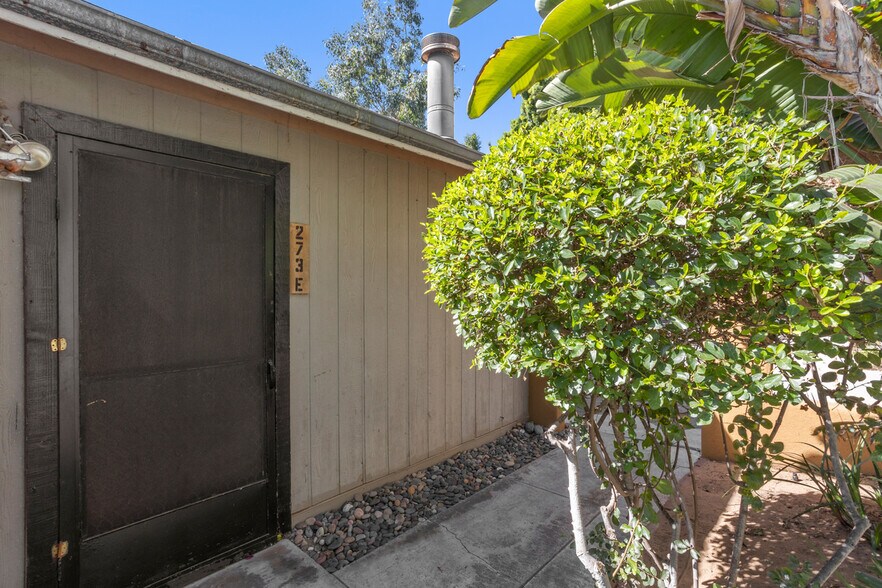 More Photos Of 273 Hillcrest Dr, Encinitas Apartments For Sale