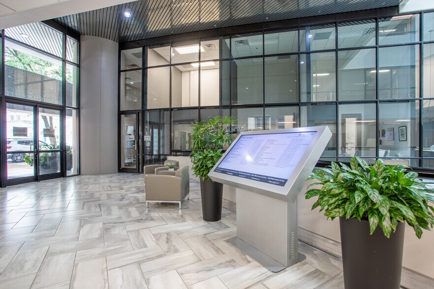 More Photos Of 101 S Elm St, Greensboro Office For Lease