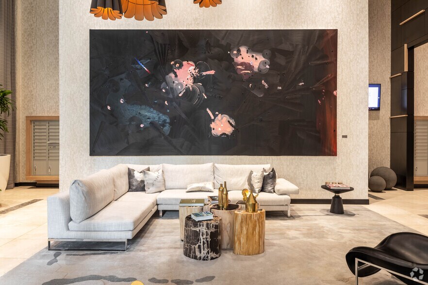 More Photos Of 25 SW 9th St, Miami Coworking Space