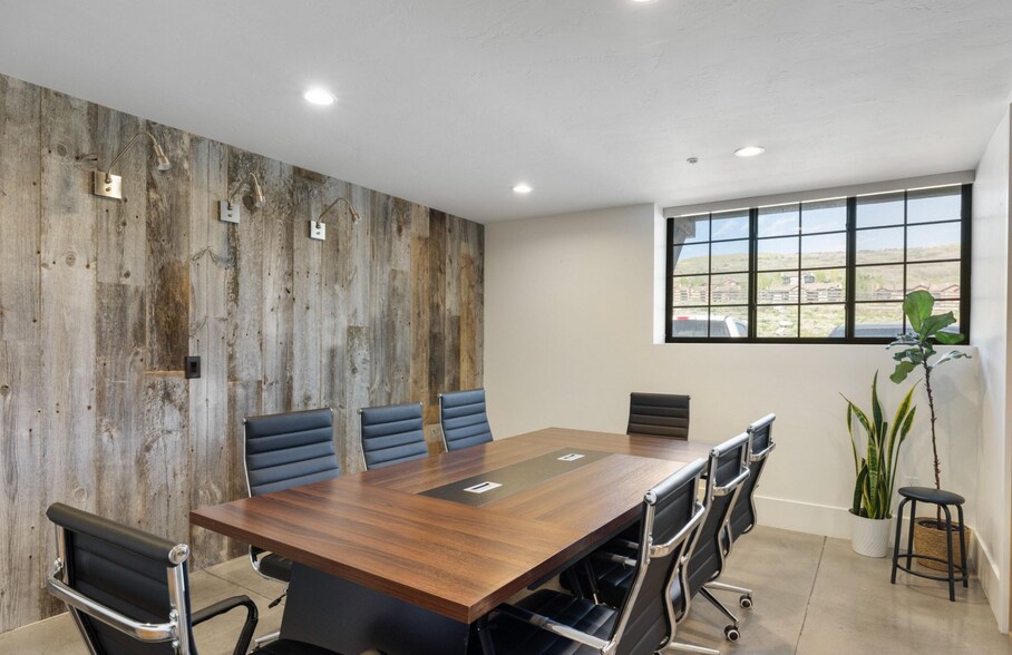 More Photos Of 1200 W Lori Ln, Kamas Flex For Sale
