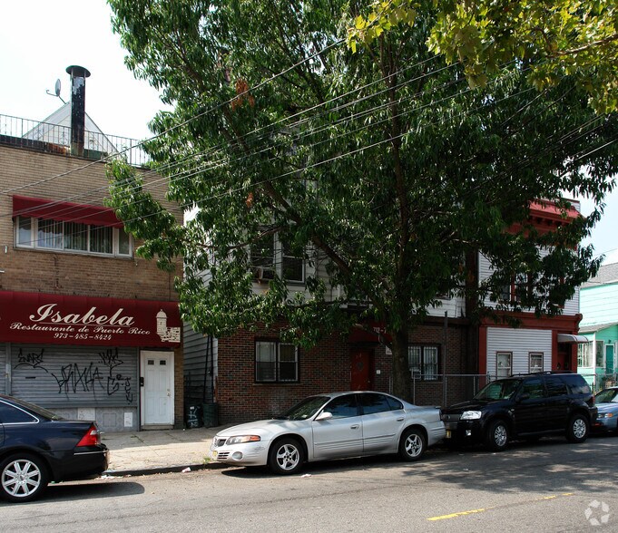 More Photos Of 712-714 Summer Ave, Newark Apartments For Sale