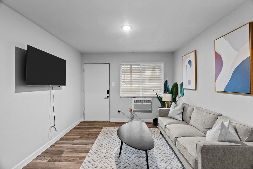 More Photos Of 7223 Anna Ave, Maplewood Apartments For Sale