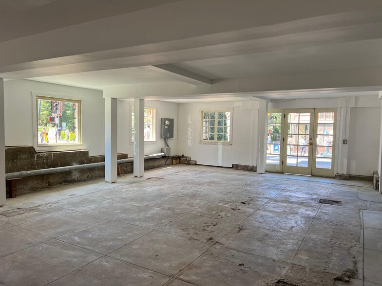 More Photos Of 1865-1879 Euclid Ave, Berkeley Apartments For Lease