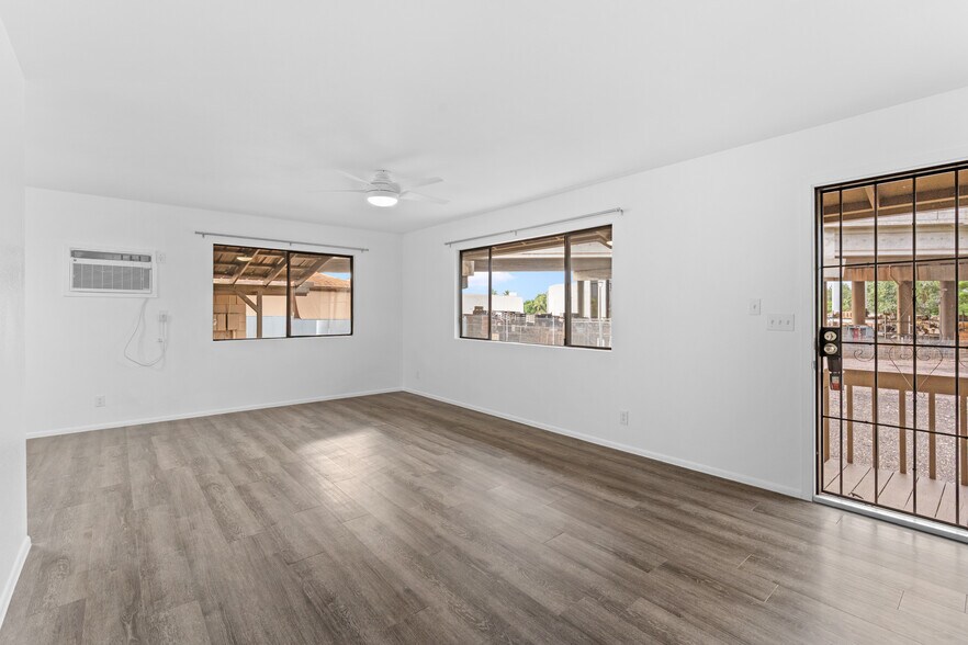More Photos Of 667-B Kam Hwy, Pearl City Office Residential For Lease
