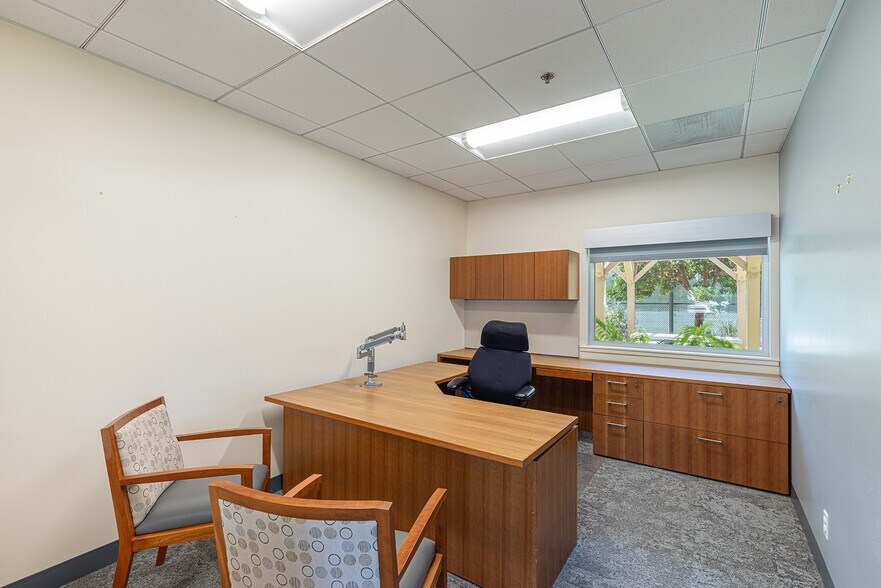 More Photos Of 1101 Vintage Ave, Saint Helena Office For Sale