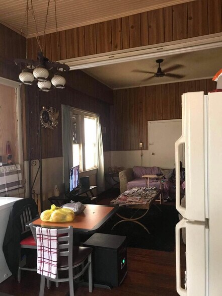 More Photos Of 415 Dewey St, Waycross Apartments For Sale