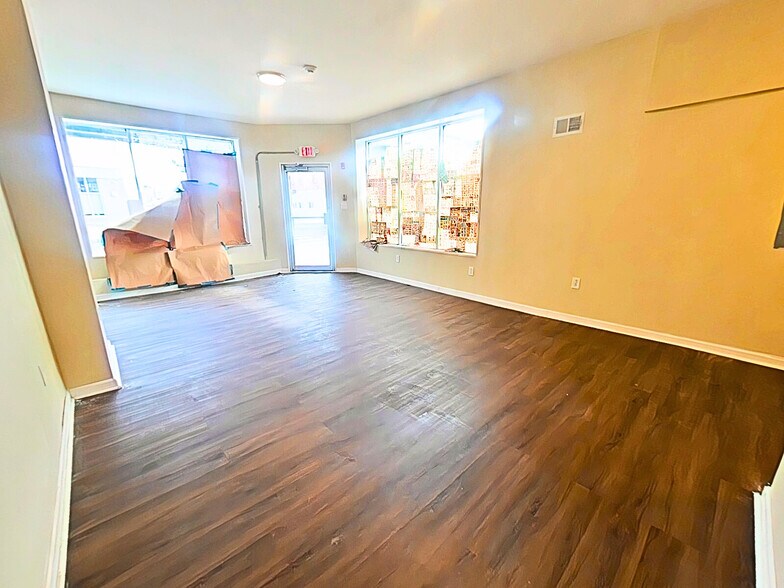 More Photos Of 5900 Market St, Philadelphia Storefront Retail Residential For Sale