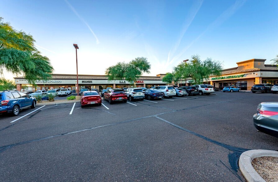 More Photos Of 15410 S Mountain Pky, Phoenix Storefront For Sale
