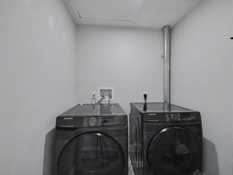 More Photos Of 112 Claremont Ln, Palm Beach Shores Apartments For Sale