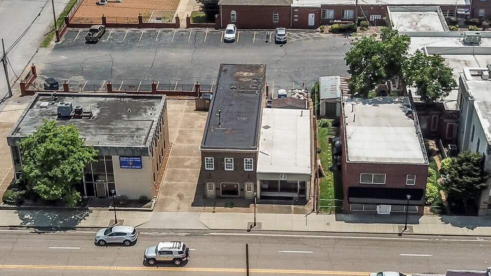 More Photos Of 16804 US Highway 64, Somerville Office For Sale
