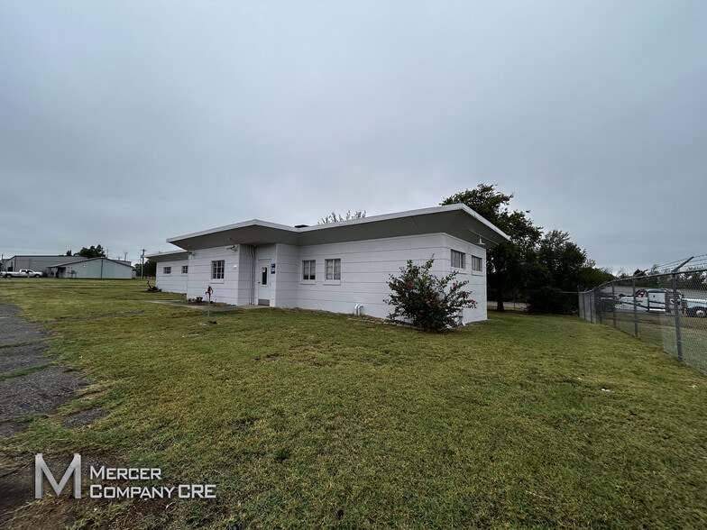More Photos Of 340 S Eckroat St, Oklahoma City Unknown For Lease
