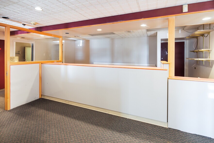 More Photos Of 8-10 Morton Ave, Ridley Park Office For Sale