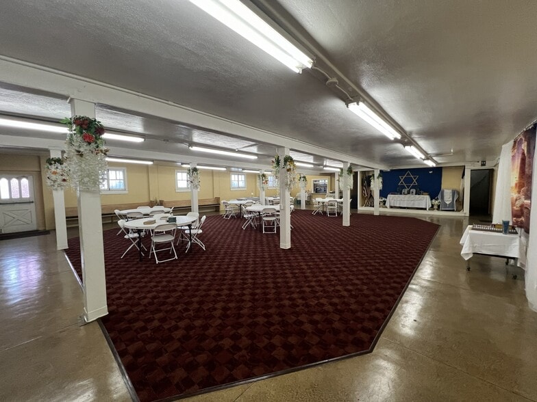 More Photos Of 2211 3rd St, La Verne Religious Facility For Sale