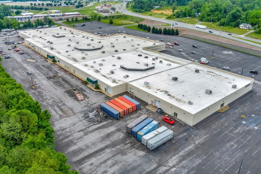 More Photos Of 4083 Cloud Springs Rd, Ringgold General Retail For Sale