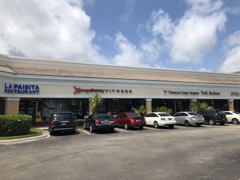 More Photos Of 870-912 SW Saint Lucie West Blvd, Port Saint Lucie Unknown For Lease