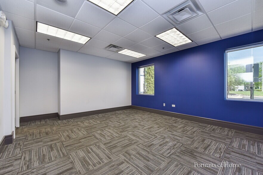 More Photos Of 1585 Beverly Ct, Aurora Warehouse For Sale