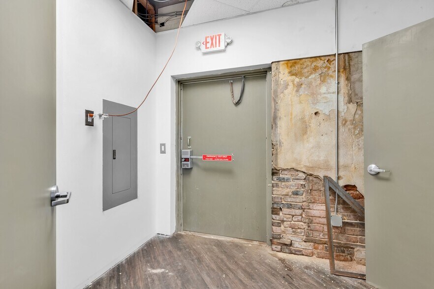 More Photos Of 111-117 Central Plz, Pueblo Storefront Retail Residential For Sale