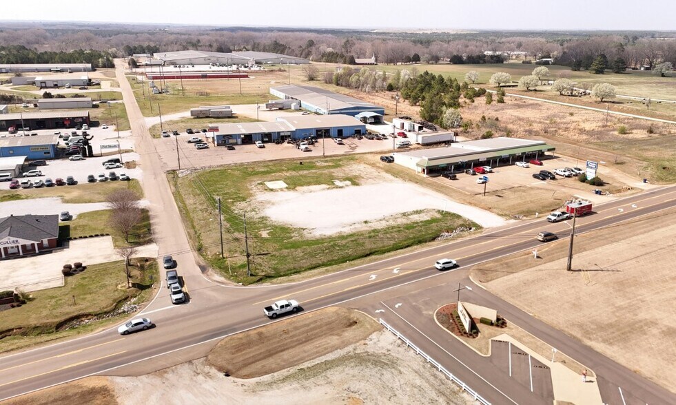 More Photos Of 213 Highway 15, Pontotoc Land For Sale