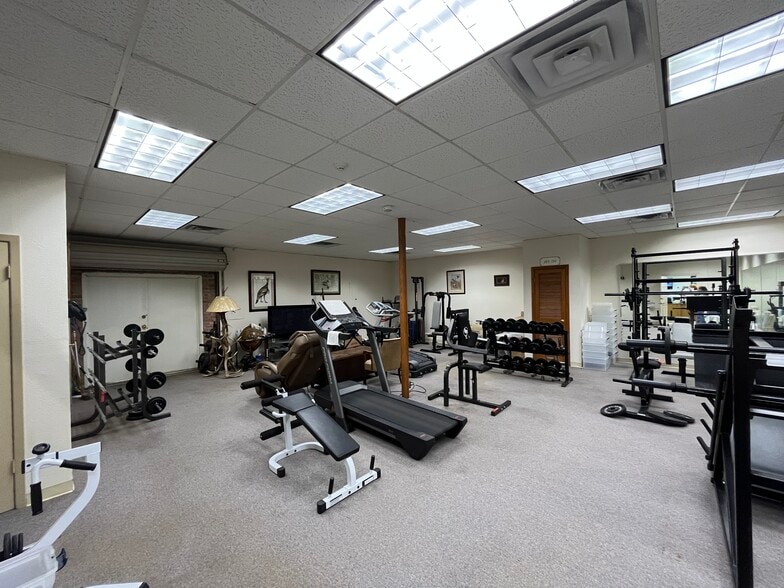 More Photos Of 400 E St Elmo Rd, Austin Unknown For Lease