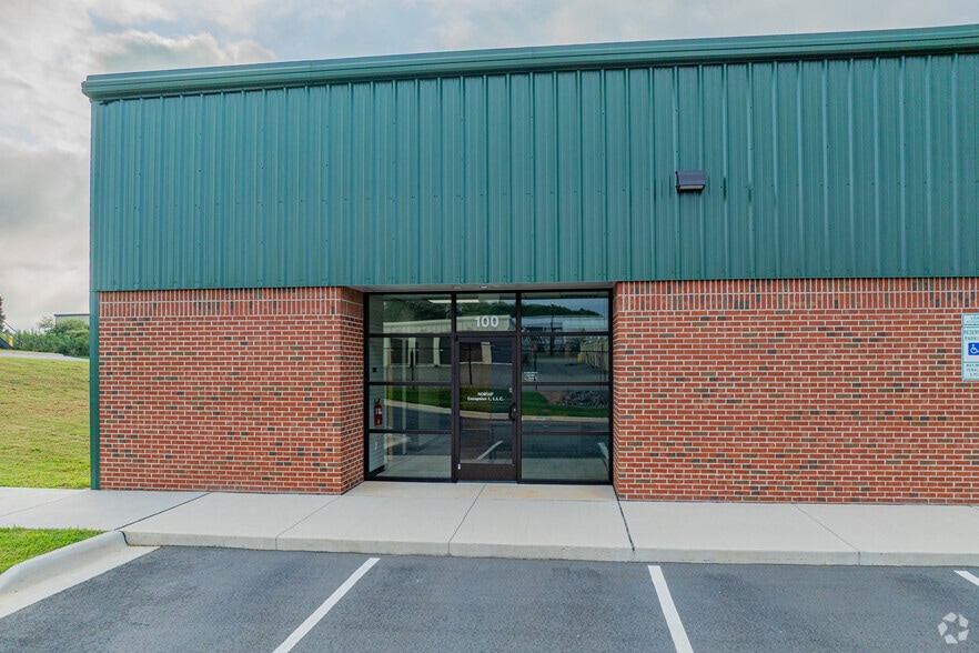 More Photos Of 50 Mosswood Blvd, Youngsville Light Distribution For Lease