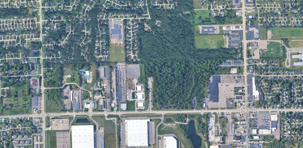 More Photos Of Simone Industrial Dr, Shelby Township Warehouse For Lease