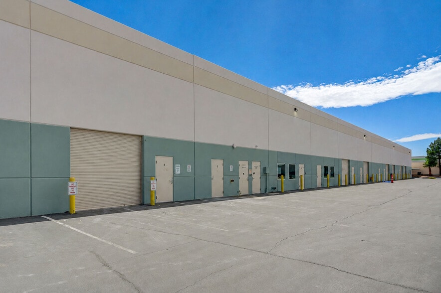 More Photos Of 3068 E Sunset Rd, Las Vegas Warehouse For Sale
