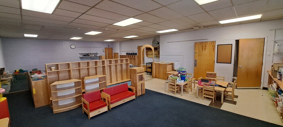 More Photos Of 115 Clinton Ave, New Rochelle Schools For Sale