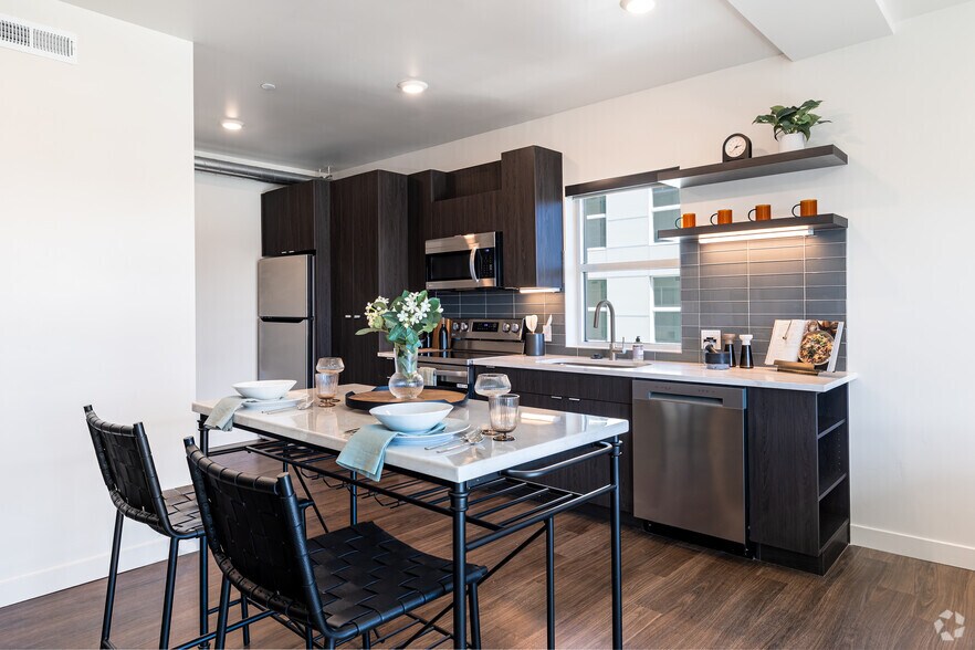 More Photos Of 360 W 200 S, Salt Lake City Apartments For Lease