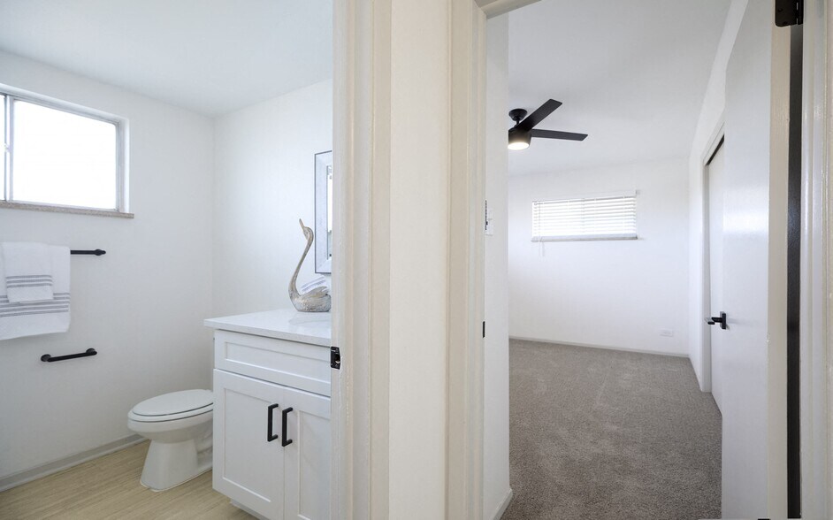 More Photos Of 801 W Prentice Ave, Littleton Apartments For Sale