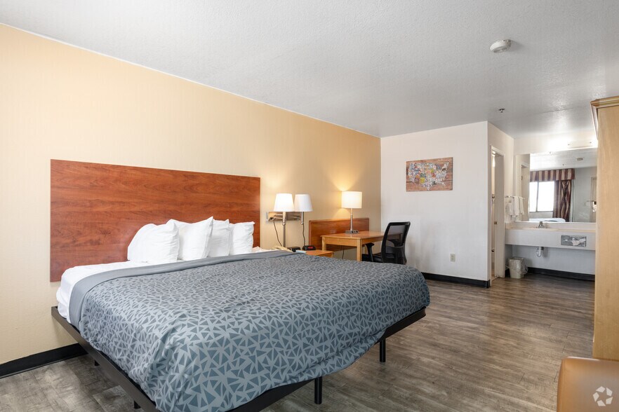 More Photos Of 1408 South Main St, Lordsburg Hotel For Sale