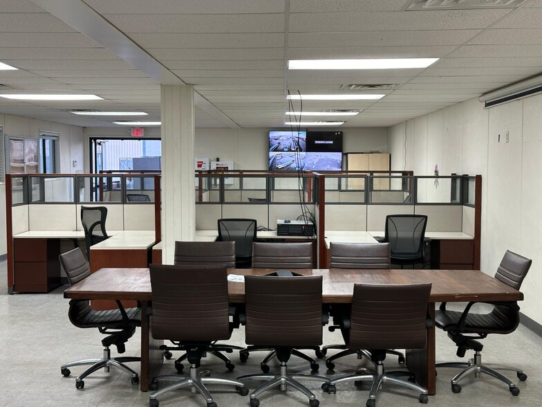 More Photos Of 12602 FM-529, Houston Warehouse For Lease