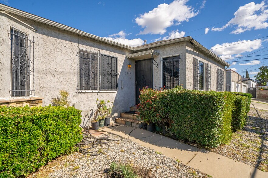 More Photos Of 5415 Pickford St, Los Angeles Apartments For Sale