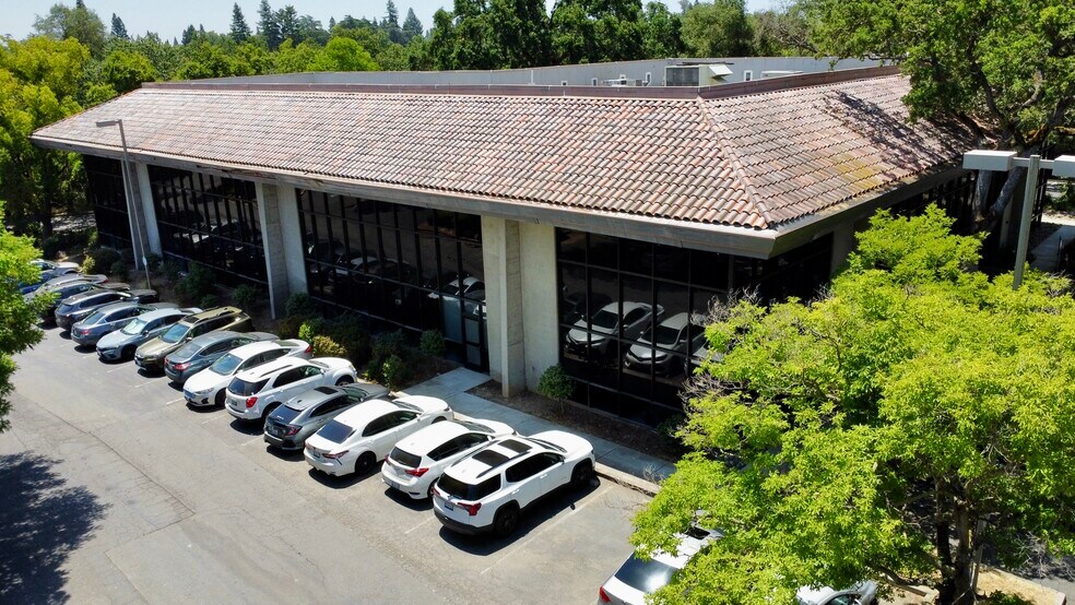 More Photos Of 4330 Auburn Blvd, Sacramento Office For Sale
