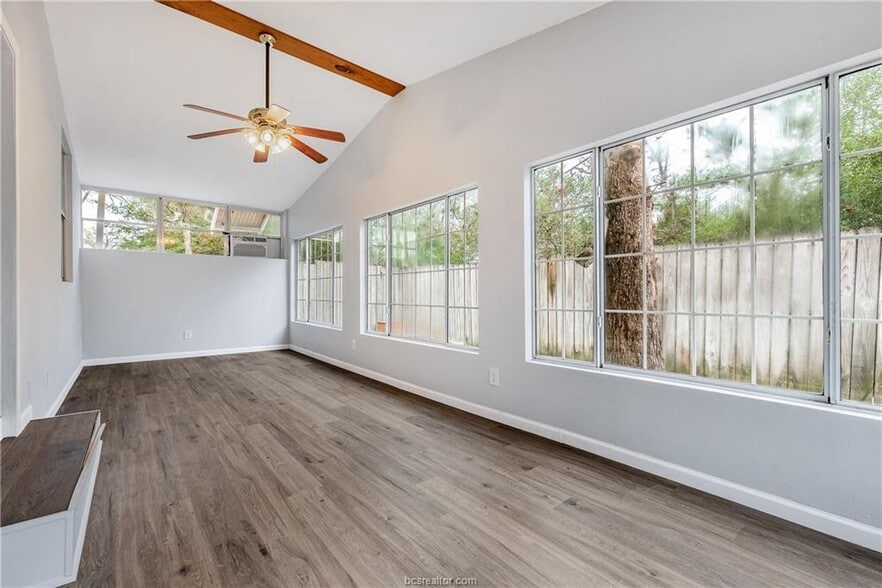 More Photos Of 3755 W Villa Maria Rd, Bryan Flex For Sale