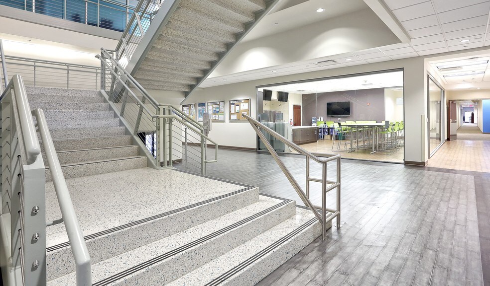 More Photos Of 12 Vreeland Rd, Florham Park Office For Lease