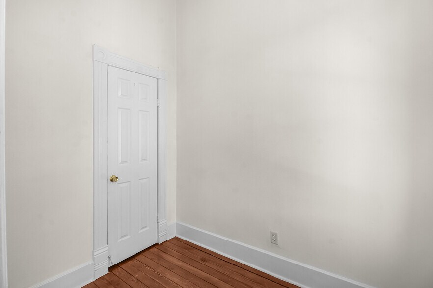 More Photos Of 301 E Henry St, Savannah Multifamily For Sale