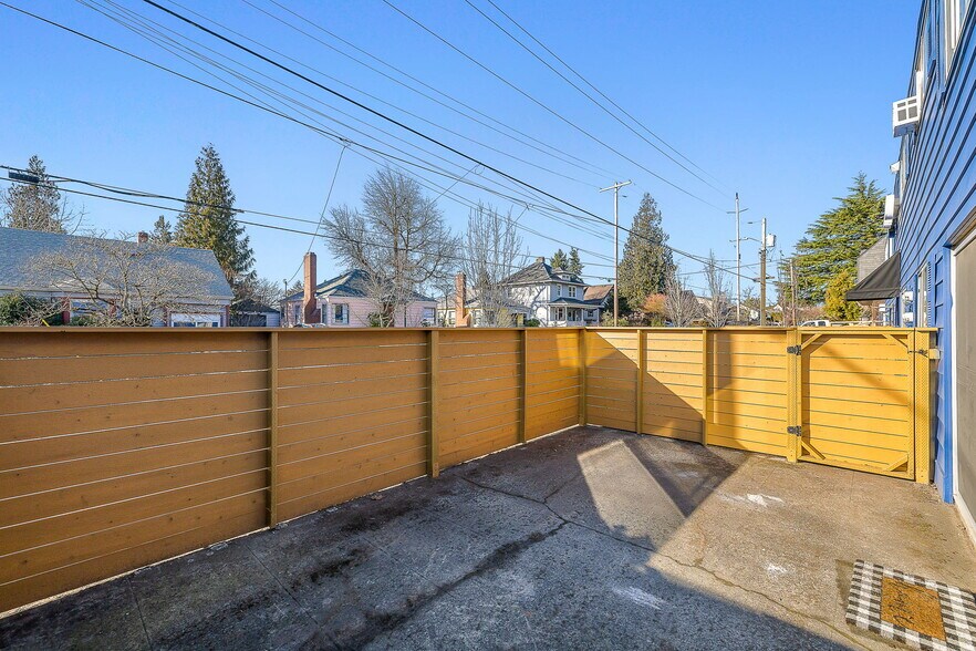 More Photos Of 740 NE 53rd Ave, Portland Apartments For Sale