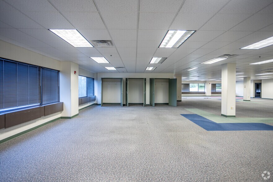 More Photos Of 701 Alpha Dr, Pittsburgh Office For Sale