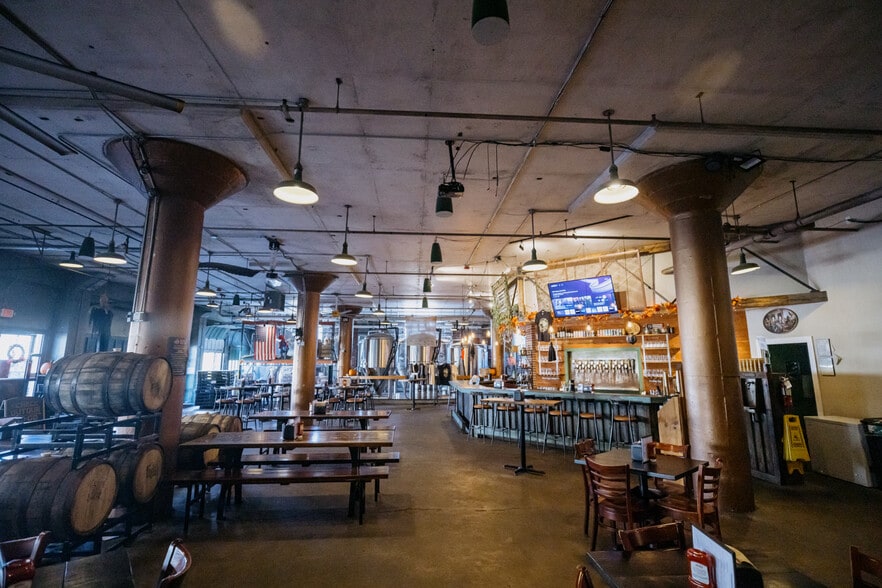 Primary Photo Of 250 Mill St, Taylors Restaurant For Lease