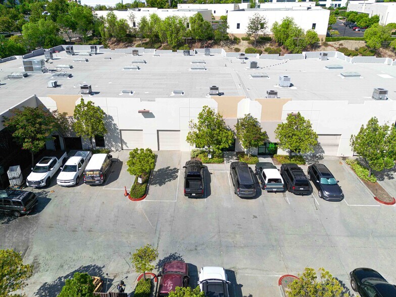 More Photos Of 42095 Zevo Dr, Temecula Warehouse For Sale