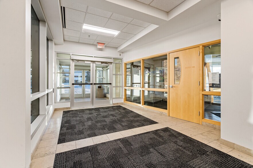 More Photos Of 2361 W Highway 36, Roseville Unknown For Lease