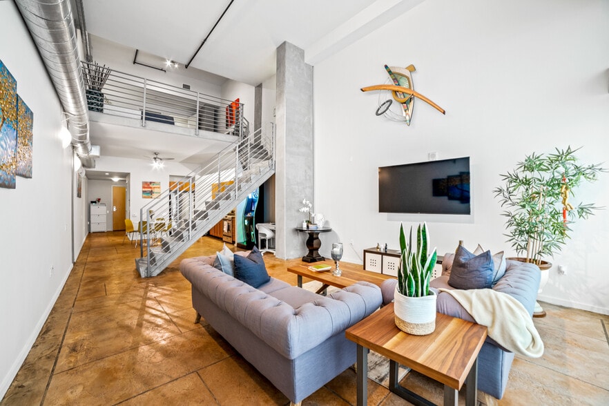 More Photos Of 350 11th Ave, San Diego Apartments For Sale