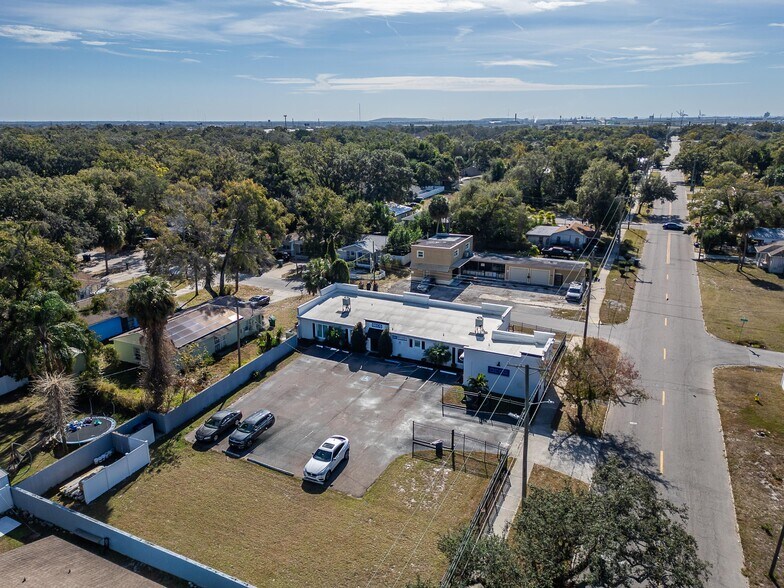 More Photos Of 3411 N 29th St, Tampa Office For Sale