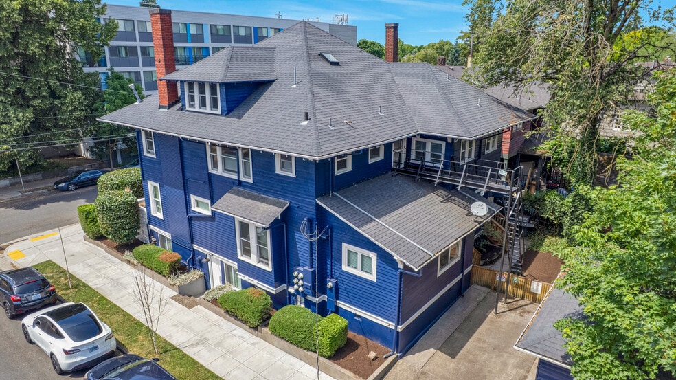 More Photos Of 1804 NE 14th Ave, Portland Apartments For Sale